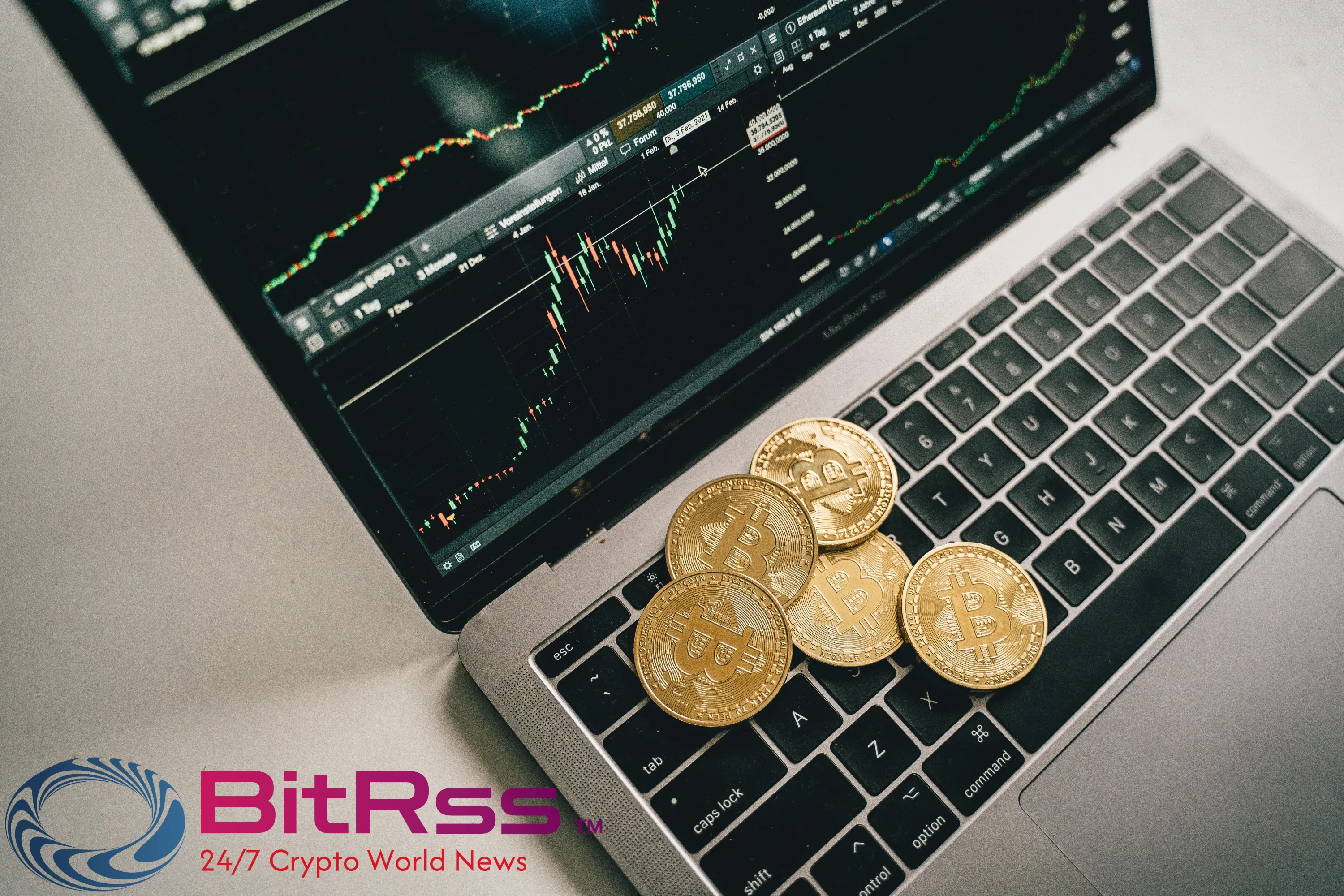 Regulatory Scrutiny Intensifies as Stablecoin Risks and Custody Shifts Surface